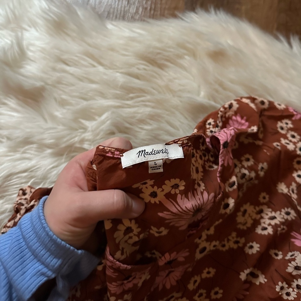 MADEWELL Novel Tie-Front Top In Hillside Daises - Picture 5 of 5